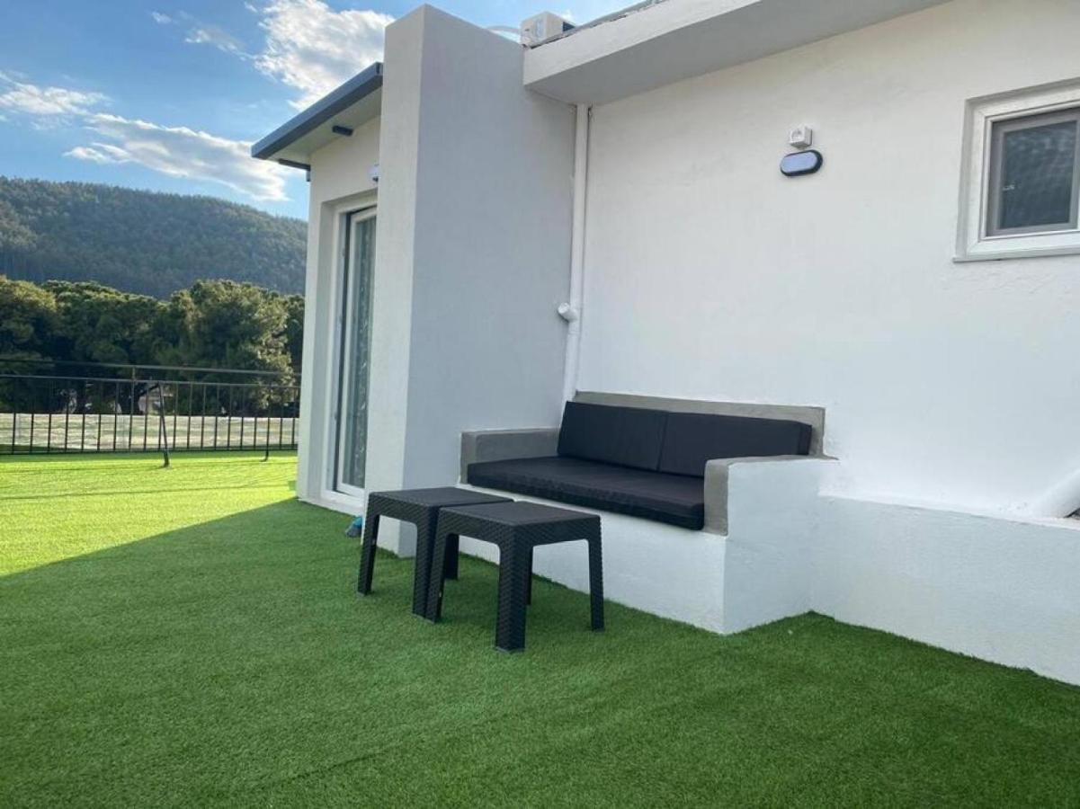 Rooftop Apartment With Garden In Ioannina Eksteriør billede